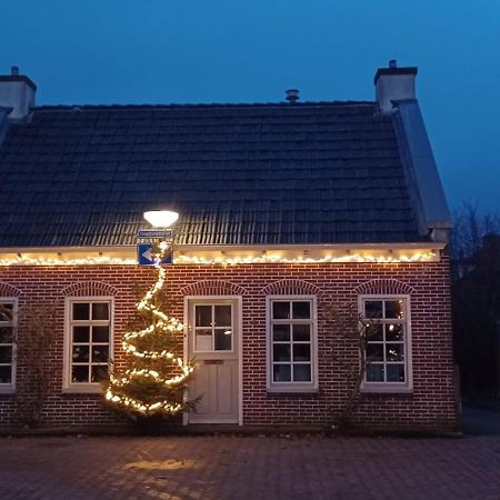 Karakteristiek Huis In Centrum Winsum Met Nieuwe Badkamer Exterior photo
