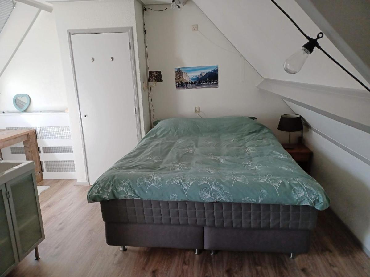 Karakteristiek Huis In Centrum Winsum Met Nieuwe Badkamer Exterior photo