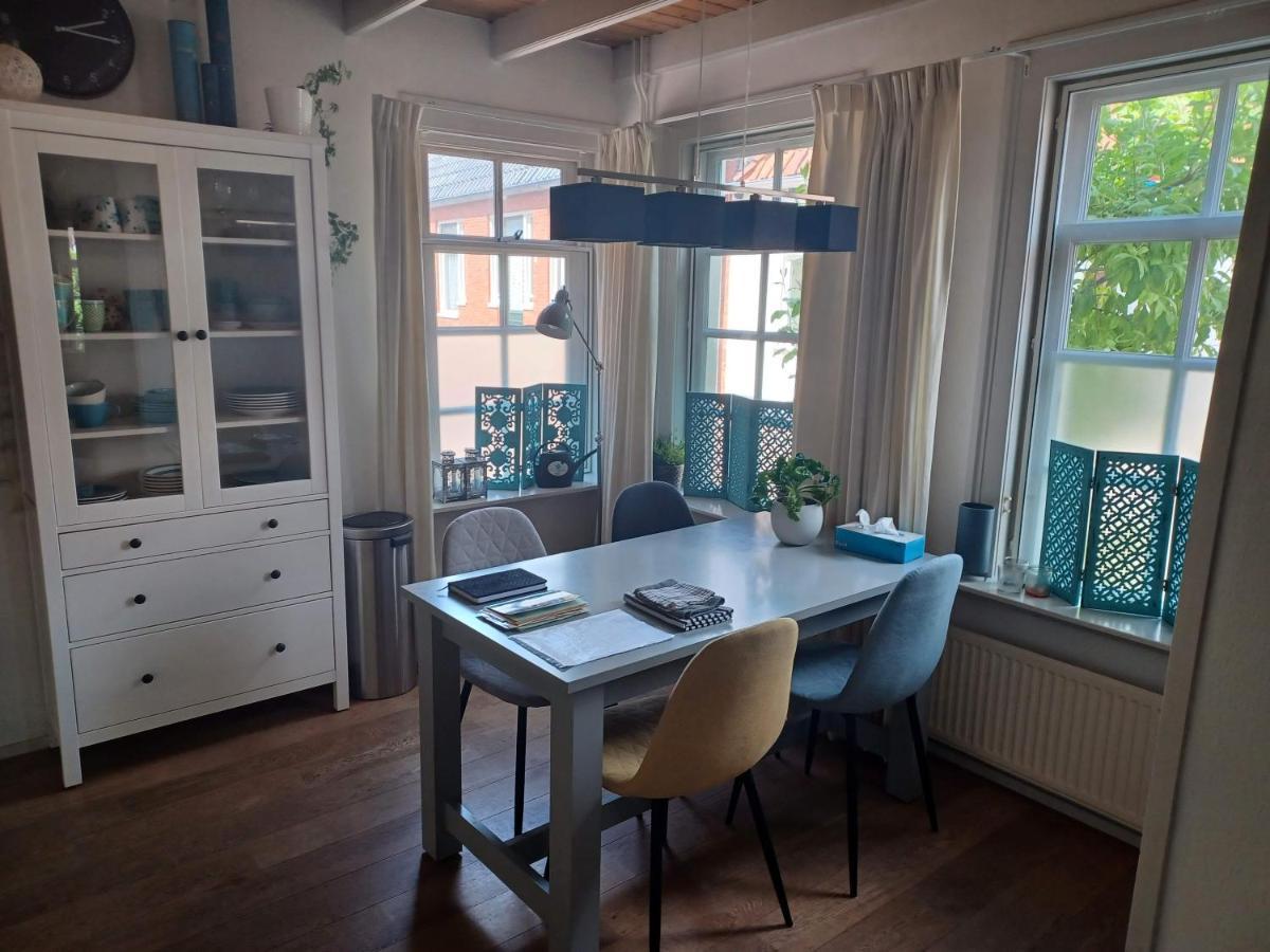 Karakteristiek Huis In Centrum Winsum Met Nieuwe Badkamer Exterior photo